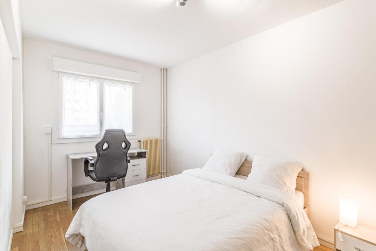 Spacieux Appartement - 6 Personnes - Parking Gratuit Сент-Андре-ле-Верже Экстерьер фото