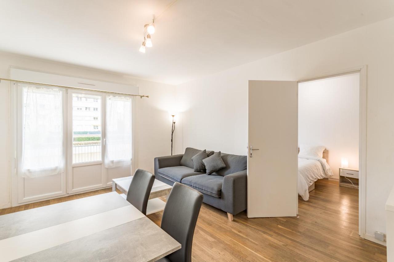 Spacieux Appartement - 6 Personnes - Parking Gratuit Сент-Андре-ле-Верже Экстерьер фото