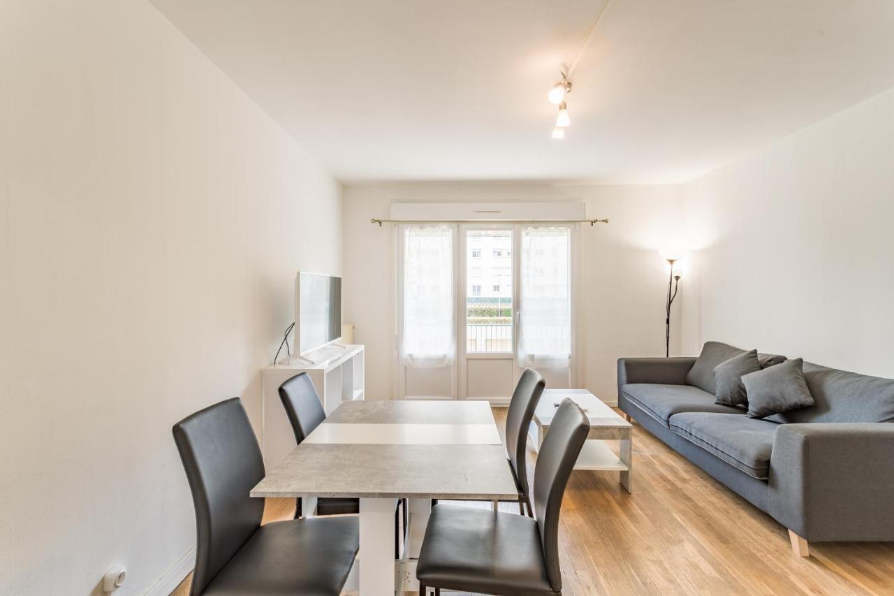 Spacieux Appartement - 6 Personnes - Parking Gratuit Сент-Андре-ле-Верже Экстерьер фото
