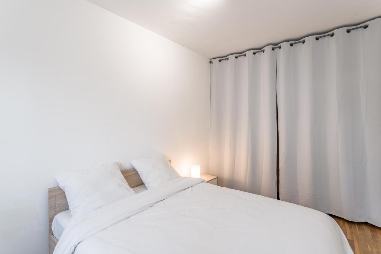 Spacieux Appartement - 6 Personnes - Parking Gratuit Сент-Андре-ле-Верже Экстерьер фото