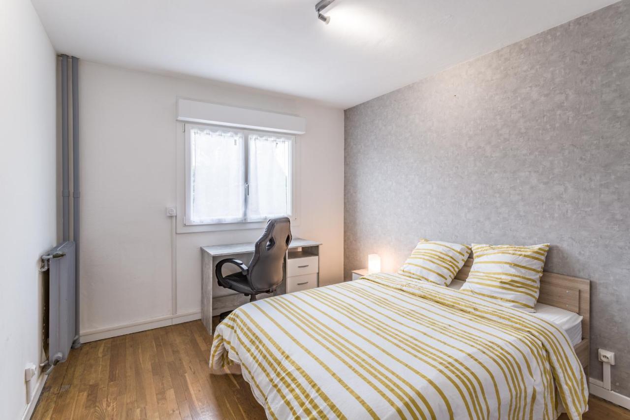 Spacieux Appartement - 6 Personnes - Parking Gratuit Сент-Андре-ле-Верже Экстерьер фото